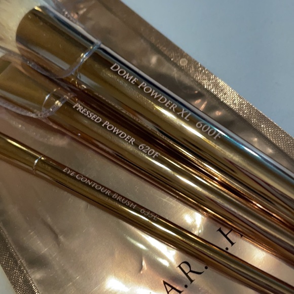 Farah Makeup Farah Trio Brush Set New In Packaging Poshmark